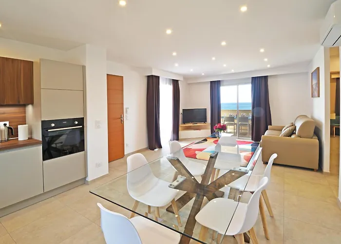 Aparthotel Saint-jean 5*