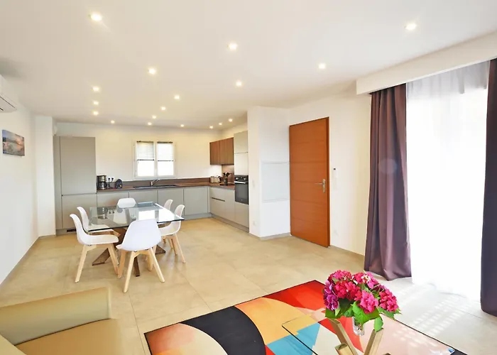 Saint-jean Aparthotel 5*