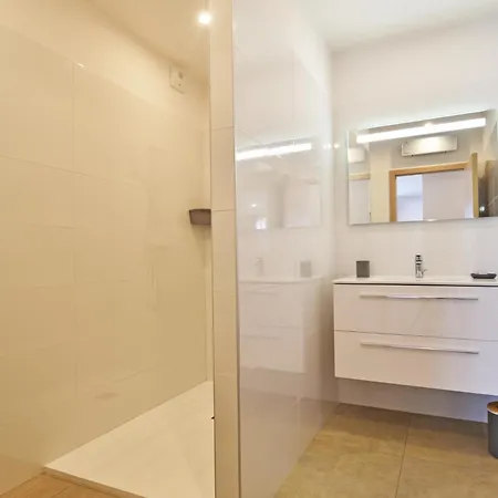 Saint-jean Lägenhetshotell 5*